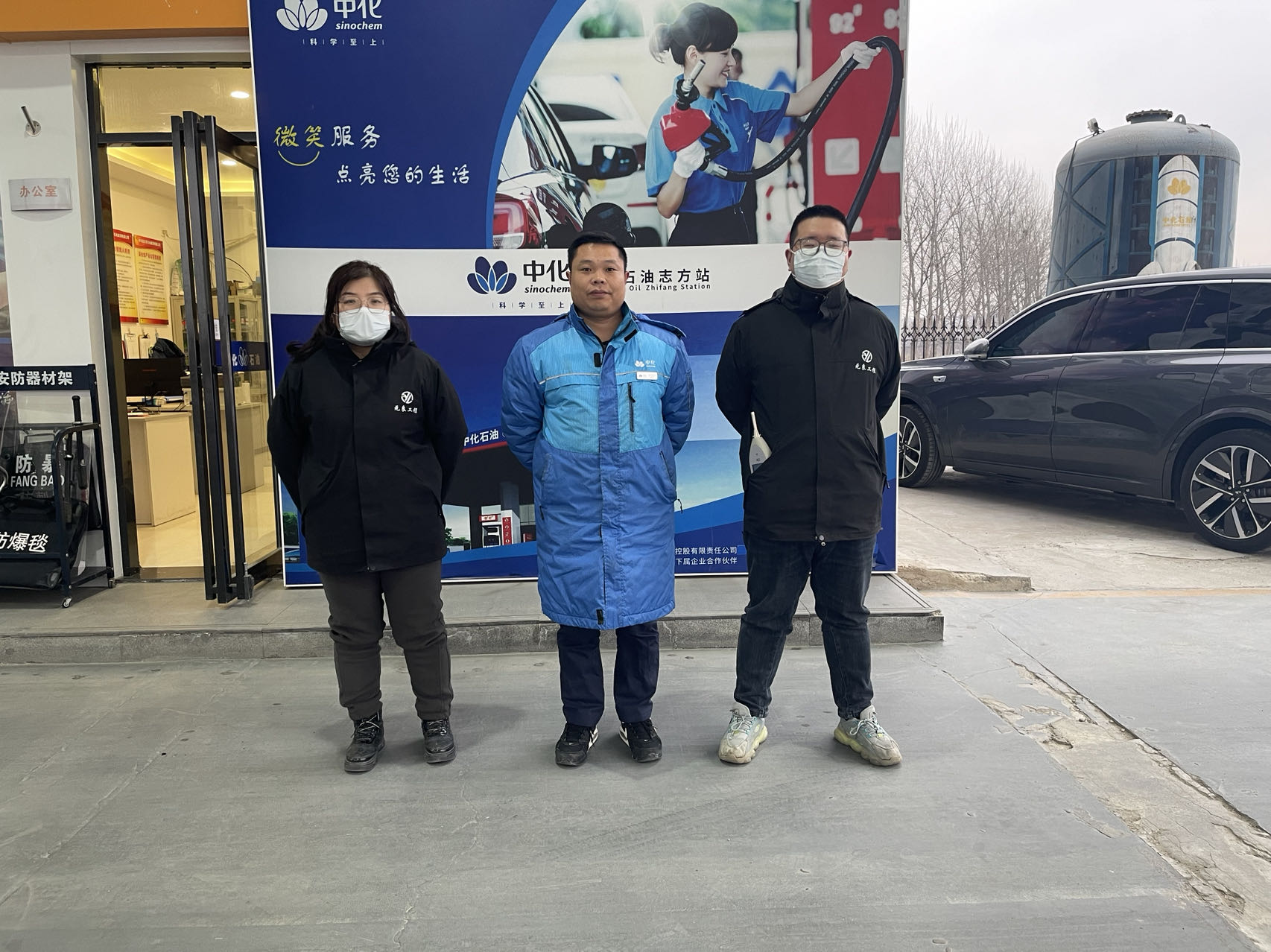 中牟縣加油站合照.jpg